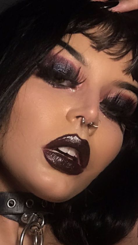 Gothic Valentines Makeup, Goth New Years Makeup, Valentines Goth Makeup, Goth Prom Makeup, Mopey Goth, Begoth Dolls, Vamp Makeup, Gothic Eye Makeup, Goth Makeup Looks