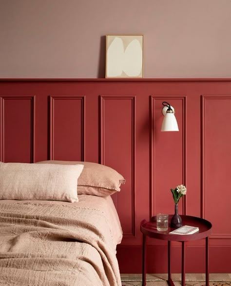 Paint & Paper Library (@paintandpaperlibrary) • Instagram-foto's en -video's Reading Room Red Farrow And Ball, Bedroom Red Wall, Light Red Bedroom, Red Wallpaper Bedroom, Cherry Red Bedroom, Red Walls Bedroom, Colour Drenching Bedroom, Red Wall Color, Red Bedroom Colors