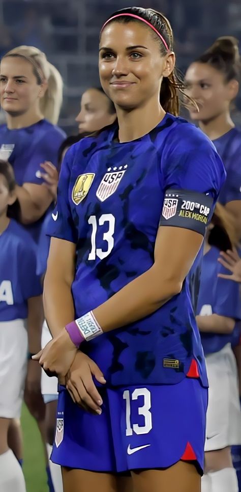 Alex Morgan Photoshoot, Alex Morgan Wallpaper, Hd Football Wallpaper, Alex Morgan Hot, Soccer Women, Carli Lloyd, Funny Soccer, Alex Morgan Soccer, Usa Women