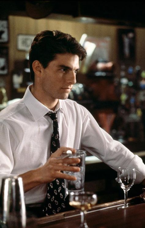 Cocktail Cocktail 1988, Tom Cruz, Tom Cruise Hot, Tom Cruise Movies, Shia Labeouf, Mission Impossible, Gong Yoo, Kim Soo Hyun, The Perfect Guy