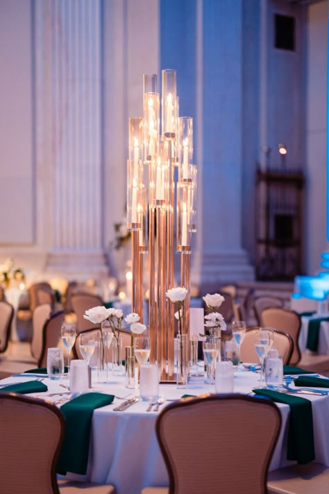 Modern gold candelabra with taper candles centerpiece and bud vases to accent around. PC Salt and Sonder Studio https://saltandsonder.com/ Tall Gold Candelabra Wedding Table, Gold Candle Wedding Centerpieces, Candle Tower Centerpiece, Gold Candleabra Centrepiece, Modern Candelabra Centerpiece, Gold Candelabra Centerpiece, Candlebra Centerpiece Gold, Floating Candle Wedding Centerpieces, Candlebra Centerpiece