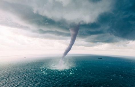 Tornado Pictures, Black Swan Event, Summer Storm, Aerial Video, Cold Front, Sea Photo, Sea Birds, Tornado, Amazing Nature