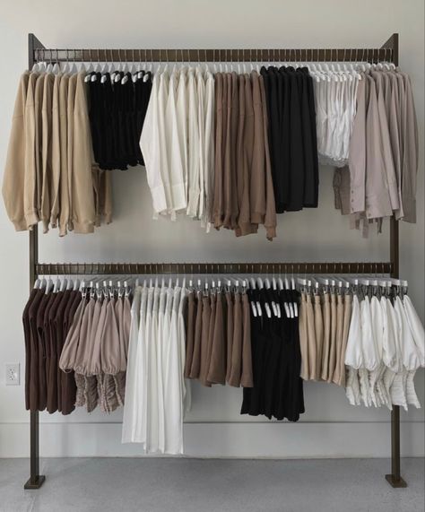 Clothes Shop Design Ideas, Beige Closet, Clothing Small Business, Small Clothing Business, Clothing Room, Beige Clothes, Neutral Closet, Dress Rack, Clothing Rack Bedroom