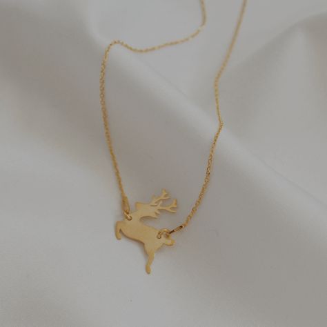 Deer Necklace, Fancy Jewelry Necklace, Gold Jewelry Simple, Baby Jewelry, Gifts For Your Girlfriend, Gold Pattern, Fancy Jewelry, Gold Jewelry Fashion, Best Friend Gifts