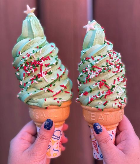 Kerry Lee on Instagram: “O Christmas Tree, O Christmas Tree 🎄 So glad the peppermint soft serve made another appearance this year at DCA 😍 the soft serve is so…” Ice Cream Cone Christmas Tree, Christmas Ice Cream, Pretty Desserts, O Christmas Tree, Cone Christmas Trees, Pretty Dessert, Ice Cream Desserts, Ice Cream Shop, Soft Serve