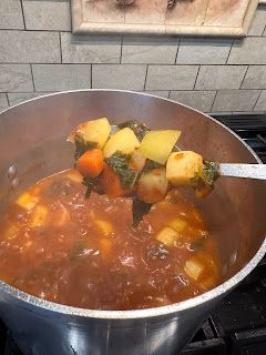 Mama G Recipes: CUCUZZA SOUP - Italian Squash Soup Cucuzza Soup, Cucuzza Squash Recipe, Italian Squash, Yellow Squash Soup, Soup Italian, Yellow Squash, Squash Soup, Squash Recipes, Vegetable Recipes