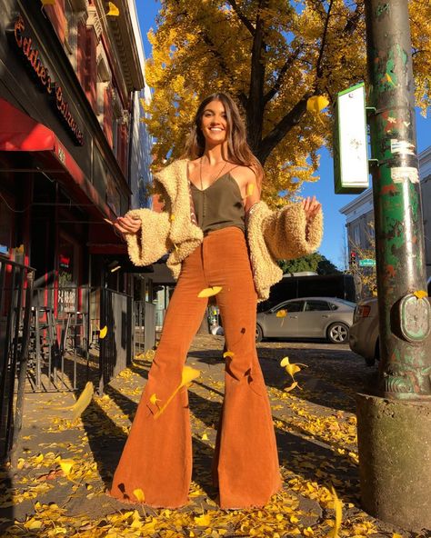 The Indigo Child on Instagram: “It’s all happening ✨ Absolutely perfection in The Hot Donna Corduroy Bells, The Stevie Lace Tank & Penny Lane Sherling Coat 🍁🙌🏼💛🔥…” Penny Lane Aesthetic Outfits, Corduroy Bell Bottoms Outfit, Penny Lane Outfits, Flare Pants Outfit Fall, Penny Lane Aesthetic, Ward Robes, Lane Aesthetic, Style Language, Sherling Coat