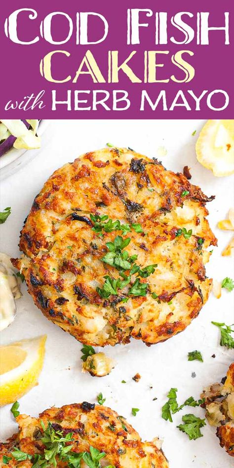 Leftover Fish, Cod Fish Cakes, Cod Cakes, Fish Cakes Recipe, Cod Fish Recipes, Mayo Recipe, Dinner Party Dishes, Fish Dinner Recipes, Impressive Dinner