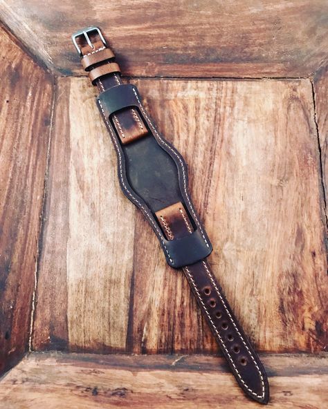 Horween Chromexcel, Affordable Watches, Casual School Outfits, Leather Crafts, Leather Bracelets, Watch Straps, Leather Watch Strap, Leather Watch Bands, Leather Work