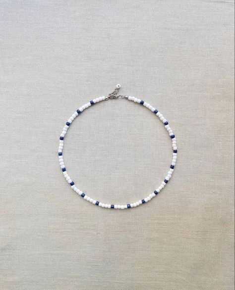 blue and white colored beads necklace for summer Blue Beads, Delicate Bracelet, Cool Style, Blue And White, Beaded Necklace, Beaded Bracelets, Beads, Blue, Color