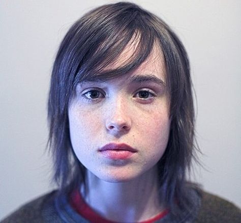 Fff Natural Gamine, Elliot Page, Ellen Page, Random Images, Canadian Actresses, Apple Blossom, Juno, Celebrity Crush, Coming Out