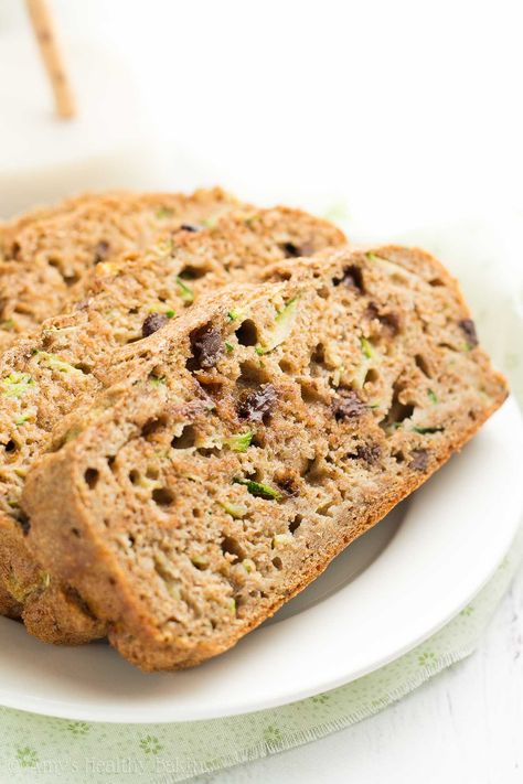 Healthy Chai Spice Chocolate Chip Zucchini Bread -- the BEST recipe I've EVER had! So easy to make (no mixer required!) & as tender as cake! I always get a million compliments on this zucchini bread! OBSESSED!! Easy Zucchini Bread Recipes, Fall Sweets, Easy Zucchini Bread, Chocolate Chip Zucchini Bread, Chai Spices, Brownie Recipes Healthy, Healthy Oatmeal Recipes, Healthy Granola Bars, Zucchini Bread Recipe