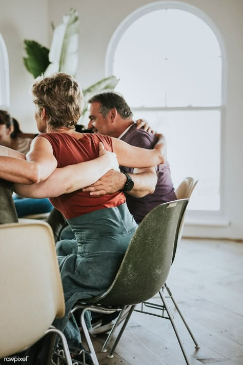 Diverse people in a supporting group session | premium image by rawpixel.com / Felix Support Group Aesthetic, Helping People Photos, Teamwork Aesthetic, Teamwork Photography, Leadership Photography, Community Images, Community Photography, Team Aesthetic, Support Photography