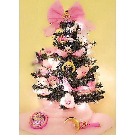 See this Instagram photo by @sailormoon90s • 4,311 likes Girl Christmas Tree, Geeky Christmas, Sailor Moon Funny, Moon Room, Nerdy Christmas, Moon Christmas, Tree Project, Holiday Tips, Kawaii Things