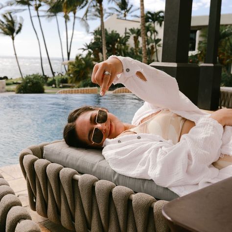 Honeymoon Instagram Pictures, Honeymoon In Hawaii Aesthetic, Hawaii Honeymoon Pictures, Jamaica Honeymoon Aesthetic, Honeymoon Vision Board, Honeymoon Inspo Pics, Honey Moon Photos, Honeymoon Vacation Outfits, Cruise Honeymoon Aesthetic