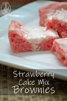 Strawberry CAKE MIX Brownies | Through the Cooking Glass Cake Mix Strawberry Cake, Brownies With White Chocolate Chips, Strawberry Cake Mix Recipes, Brownies With White Chocolate, Strawberry Brownie, Easy Brownies, Cake Mix Bars, Cake Mix Brownies, Delicious Strawberry Cake