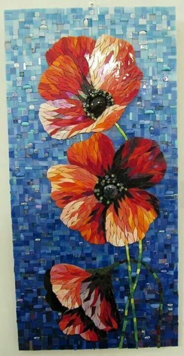 Realistic Flower Drawing, Mosaic Flower Pots, Mosaic Garden Art, Mosaic Art Projects, Glass Window Art, Mosaic Tile Art, Glass Mosaic Art, Mosaic Pictures, Mosaic Flowers