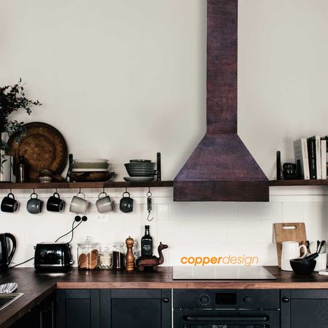 Immerse yourself in artisanal excellence with our hammered copper cooker hood. With a contemporary design that fuses tradition and style, each piece is handcrafted. Enjoy the quality and charm of this masterpiece in your home, adding a distinctive touch to your kitchen. ✨🔨 We invite you to visit our website: 🌐 https://thecopperdesign.com/products/copper-range-hood-wall-mount-long-48-x-24-x-36 #CopperArt #Campana #CopperDesign #Decor #Design #Interiors #handicrafts Range Hood Wall, Bathtub Table, Copper Range, Copper Top Table, Copper Range Hood, Kitchen Sinks Farmhouse, Round Bath, Round Sink, Copper Table