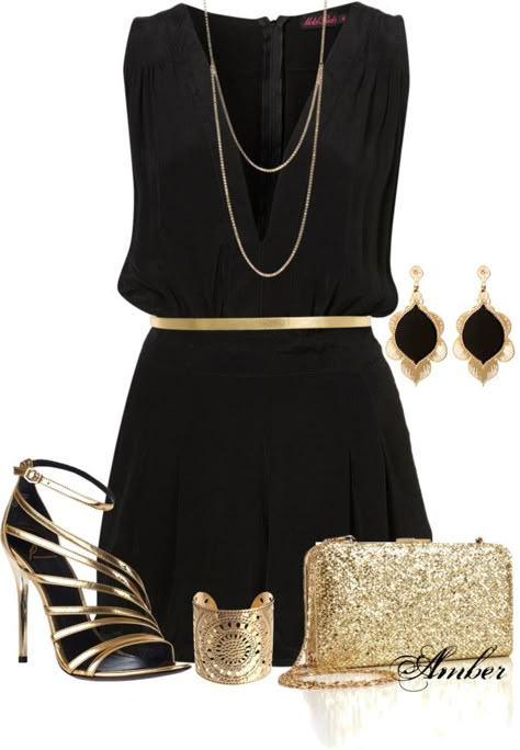 Black and Gold for a night out, New Years outfit in Miami? Maybe not the gaudy jewelry and something more delicate! The necklace is adorable though Fashion Designers Famous, Gold Outfit, New Years Outfit, Eve Outfit, Elegante Casual, New Years Eve Outfits, Night Out Outfit, Famous Fashion, Gold Accessories