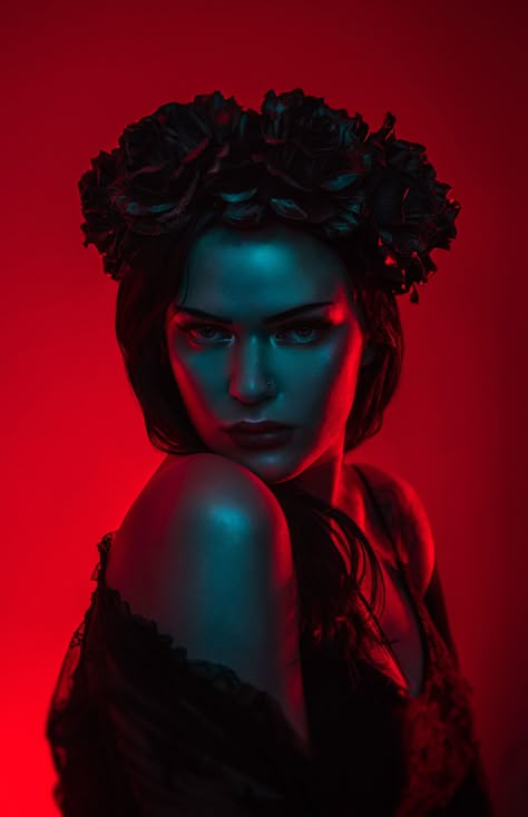 Color Gels Photography Portraits, Cool Portrait Poses, Colour Lighting Photography, Dramatic Female Portrait Photography, Expressive Portraits Photography, Rgb Lighting Ideas Photography, Portrait Lighting Reference, Butterfly Lighting Photography, Red Portrait Photography