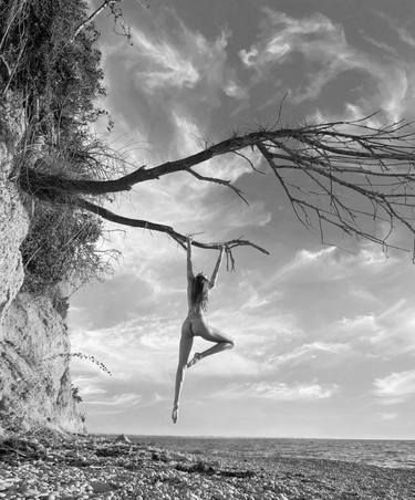 Igor Vasiliadis Artworks | Saatchi Art Woman Nature Photoshoot, Avant Garde Photography, Window Photography, Beauty Pics, Nature Photoshoot, Lake Photos, Bw Photography, Figure Photography, Diy Holz