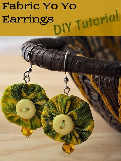 How To Make Fabric Jewellery, Fabric Jewellery Handmade Tutorial, Fabric Jewelry Handmade, Diy Earrings Tutorial, Ideas Decoracion Navidad, Metal Art Jewelry, Earrings Diy Handmade, Diy Fabric Jewellery, Fabric Jewellery