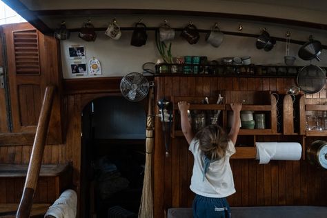 This family lives on their sailboat. Here’s how they make it work Liveaboard Sailboat Interiors, Living On Sailboat, Liveaboard Sailboat, Boat Interior Design, Sailboat Interior, Sailboat Living, Living On A Boat, Small Trailer, Successful Business Owner