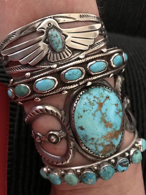 Turquoise Jewellery Indian Jewelry, Turquoise Jewelry Outfit, Turquoise Accessories, Vintage Turquoise Jewelry, Navajo Turquoise Jewelry, Authentic Turquoise Jewelry, Turquoise Bracelets, Native American Bracelets, Bracelets For Sale