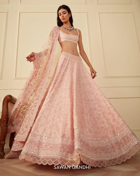 Pink Heavy Lehenga, Cute Lehenga, Blush Lehenga, Lengha Pink, Pink Indian Outfit, Pastel Pink Lehenga, Sawan Gandhi, Pink Net Lehenga, Blush Pink Lehenga