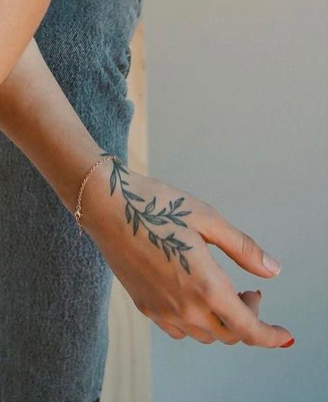 Vine Tattoo On Thumb, Thumb Tattoos Side Flower, Vine Pinky Tattoo, Vine Tattoo On Hand And Wrist, Leaf Thumb Tattoo, Greenery Hand Tattoo, Leafy Hand Tattoo, Thumb Tattoos Side Words, Leaf On Hand Tattoo