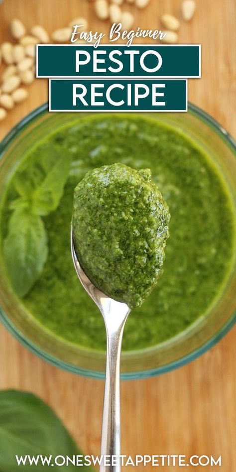 Basic Pesto Recipe, Home Made Pesto, Easy Pesto Recipe, Homemade Pesto Recipe, Dessert Pie Recipes, Frozen Dessert Recipe, How To Make Pesto, Homemade Pesto, Easy Smoothie Recipes