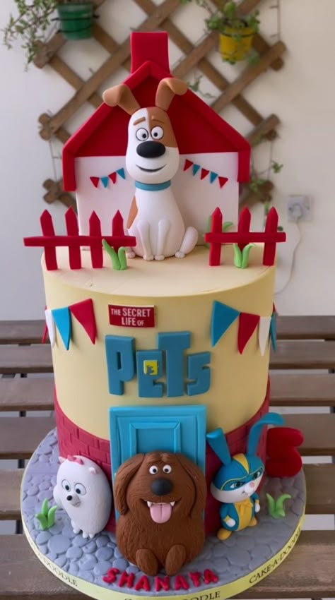 Vet Cake, Pinata Cake, Bday Party Theme, 3d Cakes, Pet Vet, Secret Life Of Pets, Dog Themed, How Sweet Eats, Fondant Cake