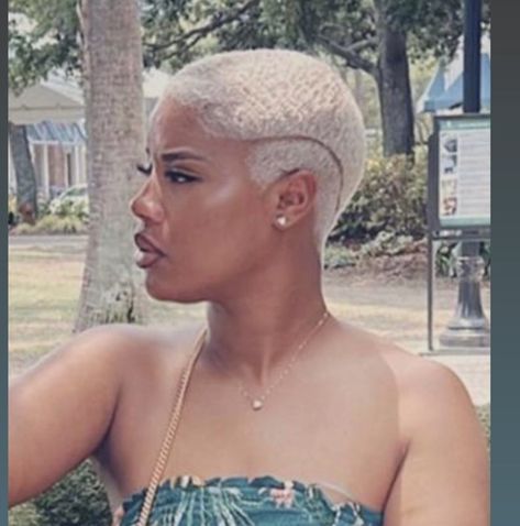 Brown Shaved Hair Black Women, Ash Blonde Fade Black Women, Female Line Up Haircut, Buzzcut Natural Hair, Blond Fade Black Women, Buzzed Blonde Hair Black Women, Baddie Haircuts Short Hair, Bald Fades For Black Women, Bleached Twa Black Women