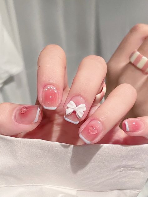 Minimalist Bow Nail Art Designs for a Chic Summer Manicure Pearls Nails, Bows Nails, Nails With Bows, Bows And Pearls, Bow Nail Designs, Bow Nail Art, Cute Pink Nails, Cute Short Nails, Hello Nails