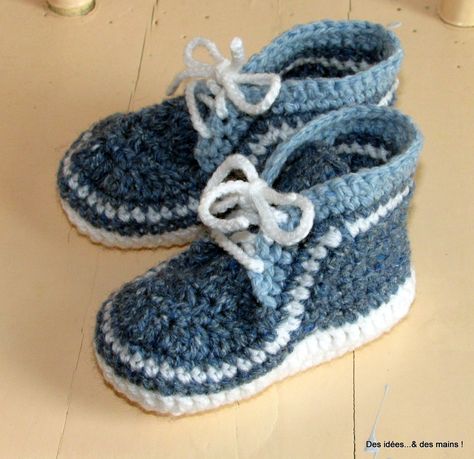 Crochet Shrug Pattern Free, Lidia Crochet Tricot, Crochet Braids Freetress, Crochet Bird Patterns, Crochet Shoes Pattern, Crochet Shrug Pattern, Baby Converse, Booties Crochet, Crochet Shrug