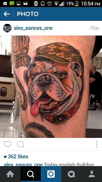 Bulldog wearing a hat tattoo Rick Tattoo, School Japanese, Hat Tattoo, Tattoos Instagram, Bulldog Tattoo, Tattoo Traditional, British Bulldog, Leg Tattoo, American Bulldog