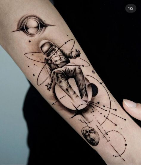 Astronaut Tattoos, Henna Ink, Astronaut Tattoo, Airplane Tattoos, Lady Bug Tattoo, Wrist Tattoos For Guys, Upper Arm Tattoos, Botanical Tattoo, Space Tattoo