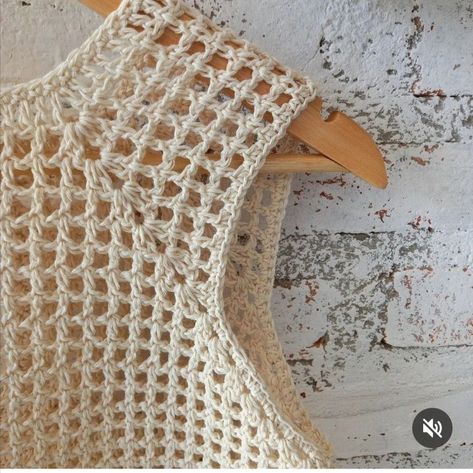 Spider Web Shawl, Fall Afghan, Witch Crochet, Witchy Fall, Crochet Alphabet, Crochet Lace Shawl, Purse Ideas, Free Pattern Crochet, Gilet Crochet