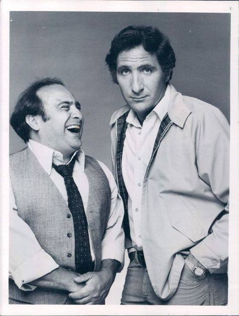 Danny DeVito and Judd Hirsch from Taxi Taxi Tv Show, Tony Award, Color Poster, Tommy Lee Jones, Danny Devito, Classic Television, Tony Awards, Tv On The Radio, Tv Entertainment