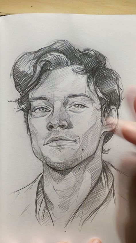 Patreon - Full process video (Anaïs Gonzalez) Creative Pencil Drawings, Male Figure Drawing, Caricature Sketch, Charcoal Sketch, Meaningful Drawings, Beautiful Art Paintings, Portrait Sketches, Creative Portraits, Book Art Drawings