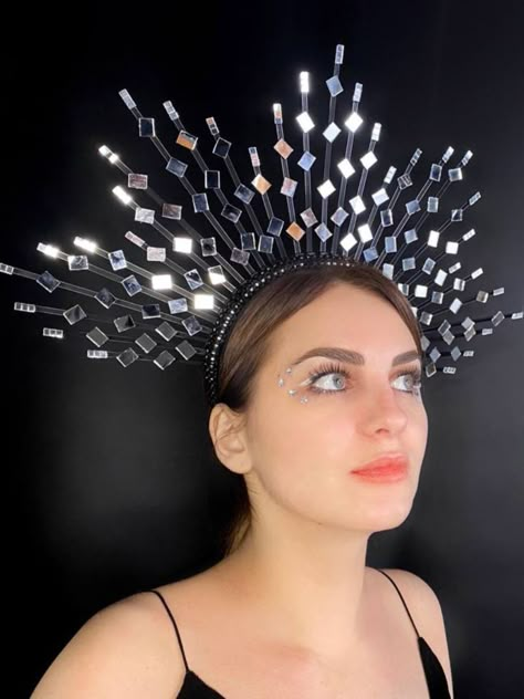 Disco Party Halo Met Gala Crown Festival Headpiece, Festival Headband, Sparkle Ball, Crown Party, Headpiece Diy, Diy Crown, Halo Crown, Mardi Gras Parade, Festival Hat