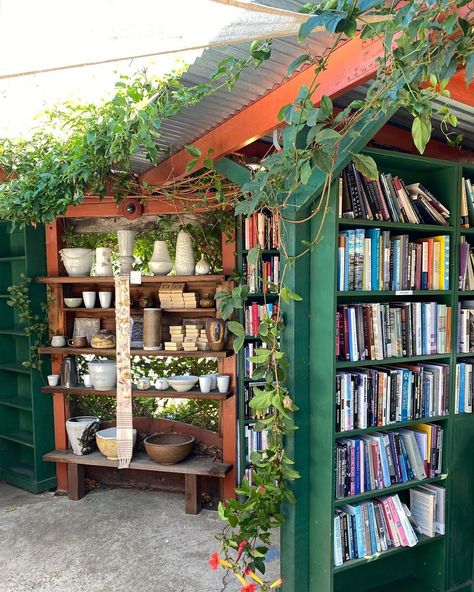 Outdoor Bookstore, Book Cafe, Outdoor Deck, Mini Books, Secret Garden, Bookstore, A Book, Front Yard, Book Worms