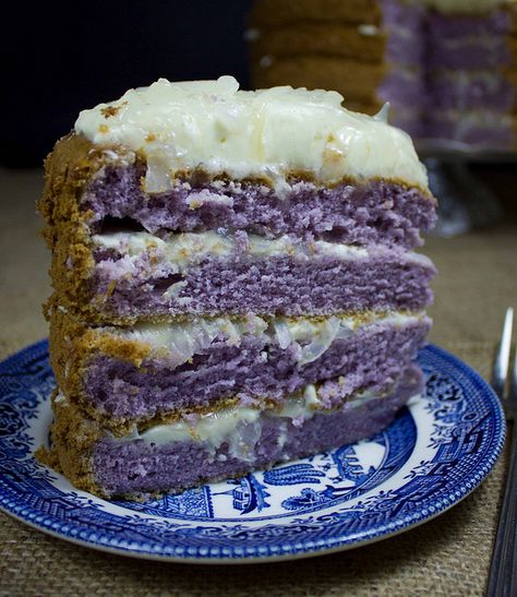 I Eat Therefore I Am: Ube Macapuno Recipe - Amazing Filipino Purple Yam and Coconut Cake Macapuno Recipe, Ube Macapuno Cake Recipe, Ube Macapuno Cake, Halayang Ube Recipe, Ube Cake, Ube Recipes, Slice Cake, Purple Yam, Melbourne Food