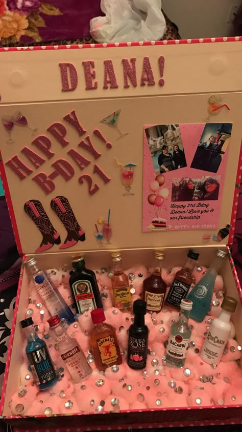 21st Best Friend Birthday Gift Ideas, Cute Gifts For 21st Birthday, 21st Gifts For Her, Friends 18th Birthday Gift Ideas, 18th Birthday Alcohol Gift Ideas, Birthday Gifts With Alcohol, Gift For Best Friend 18th Birthday, 21st Bday Gifts Best Friends, Mini Bottles Of Alcohol Gifts Birthday