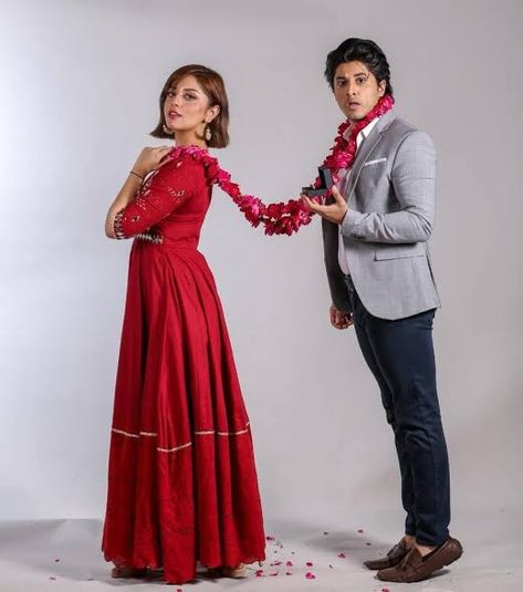 Daniyal Zafar, Tana Bana, Pakistan Drama, Alizeh Shah, Ayeza Khan, Pakistani Dramas, Pakistani Actress, Couple Pictures, Beach Pictures