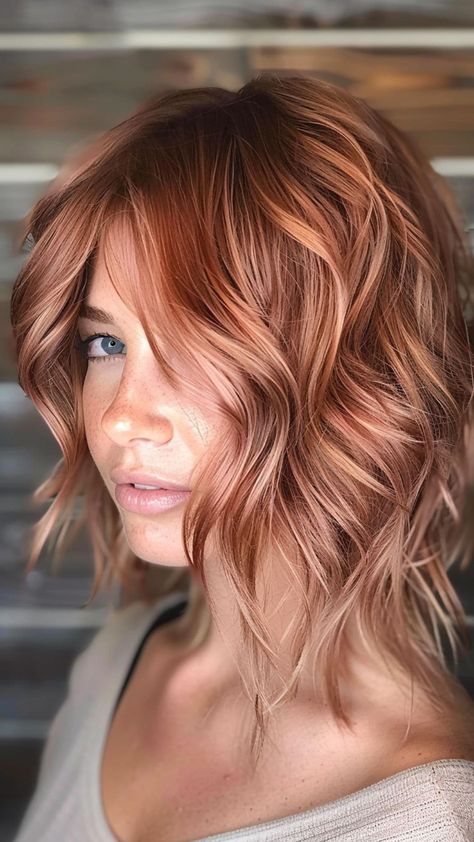 Rose Auburn Hair, Burgundy Blonde Balayage, Rose Copper Hair, Soft Auburn Hair Color, Two Tone Hair Color Ideas, Short Copper Hair, Two Tone Hair Color, Natural Auburn Hair, Peach Hair Colors