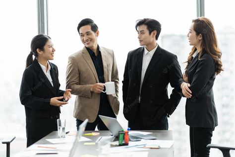 Premium Photo | Image of a group of asian businessmen working together at the company Target Moodboard, Asian Business Man, People Working In Office, Wallpaper Novel, Office People, Business Photoshoot, Corporate Photography, Female Profile, Group Pictures