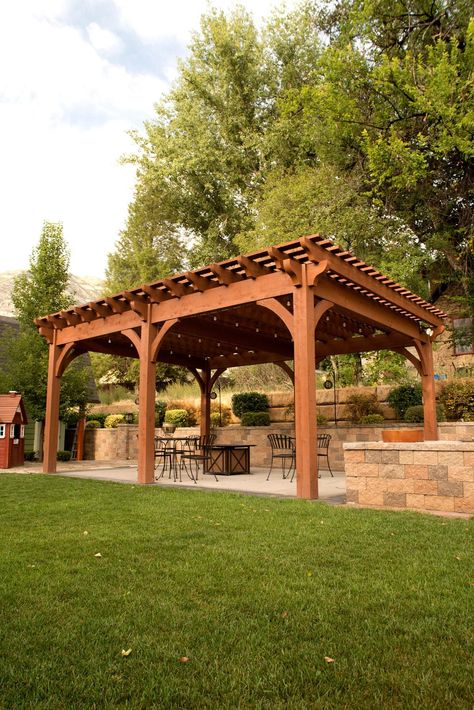 Backyard Patio With Fire Pit, Cantilever Roof, Patio Attached To House, Patios Ideas Backyard, Deck Lattice, Large Pergola, Outdoor Bar And Grill, Patio With Fire Pit, Grill Stations