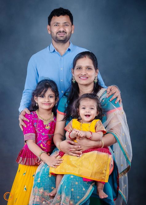 Family Photoshoot Ideas Indian, Family Photo Background Images Hd, Indian Family Photoshoot, Indian Family Photo, Indian Family Photography, House Photoshoot Ideas, Bike Pose, Groom Cartoon, Life Is A Dream