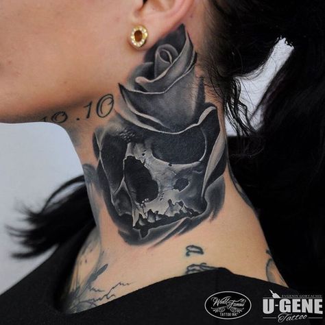 Grey skull & rose neck tattoo U-Gene. Skull Neck Tattoo, Rose Neck Tattoo, Full Neck Tattoos, Random Tattoos, Best Neck Tattoos, Skull Rose Tattoos, Girl Neck Tattoos, Side Neck Tattoo, Catrina Tattoo